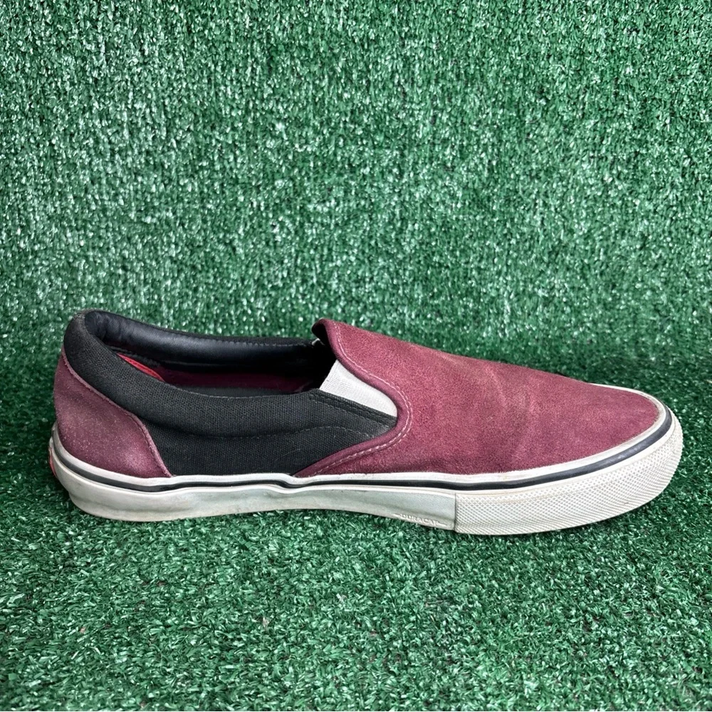 Vans Classic Slip-On Shoes Mens‎ Size 12 Maroon Suede Skate Sneakers Low Top